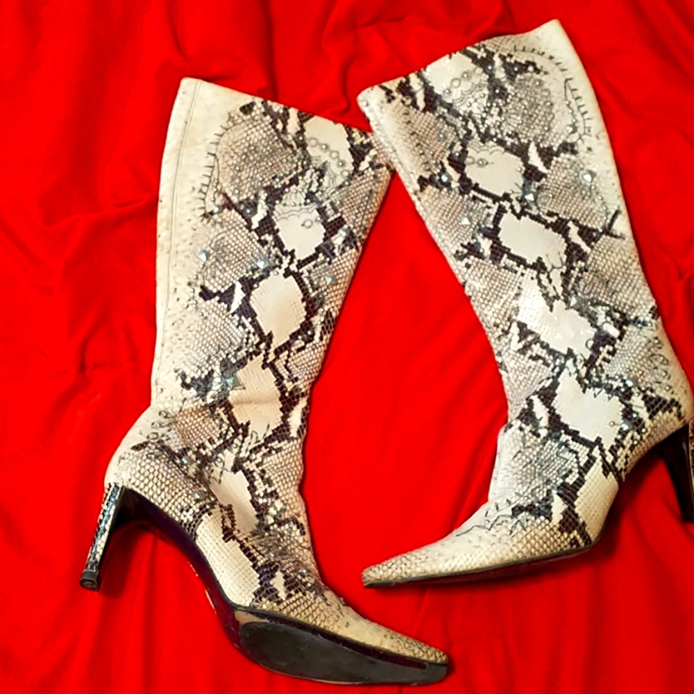 Donald Pliner snakeskin boots